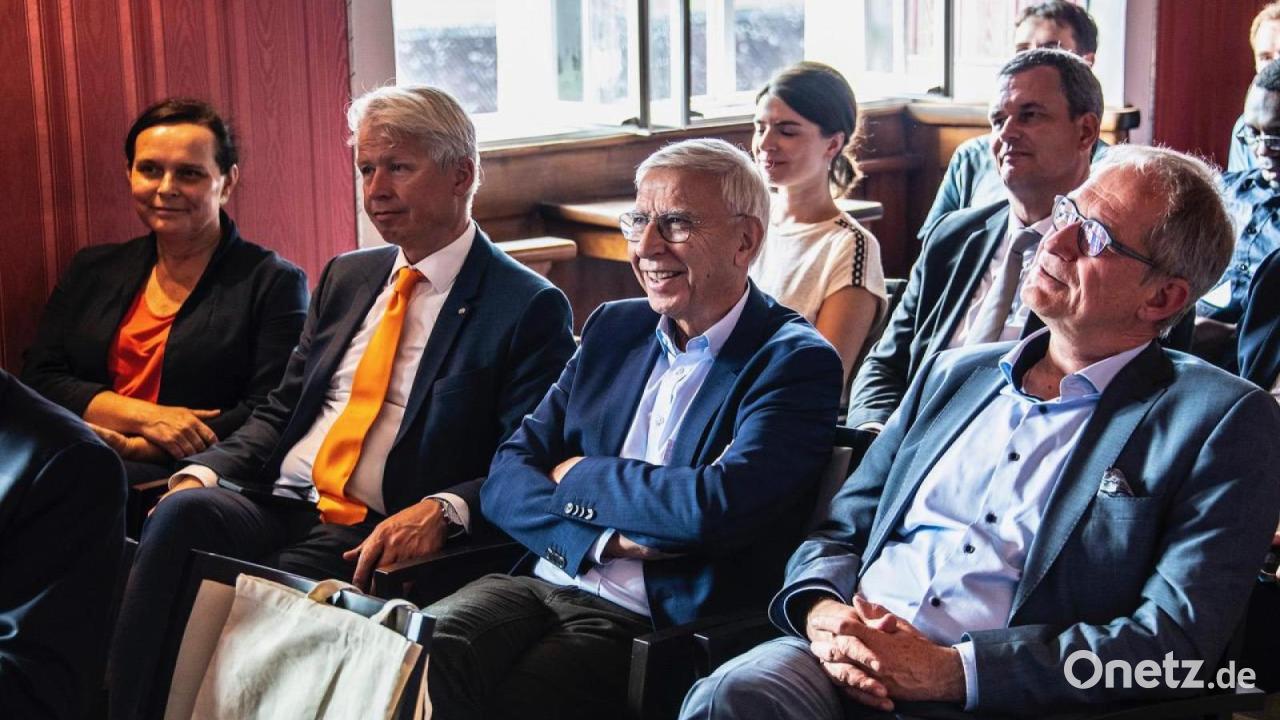 Prof-Dr-Udo-Hebel-leitet-Aufsichtsrat-des-SSC