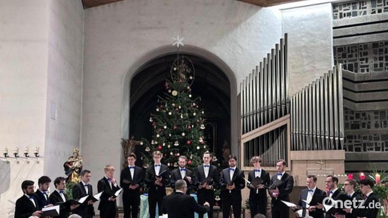 Adventskonzert-in-Gebenbach-zieht-zahlreiche-Besucher-an