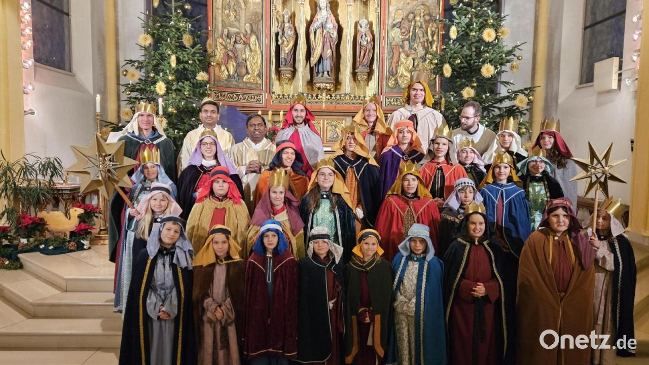 Sternsingeraktion-in-Rosenberg-Kinder-sammeln-f-r-Schule-statt-Fabrik-