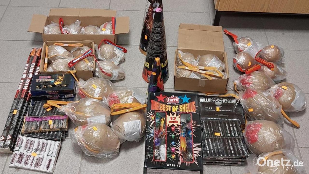 Sichergestellte-Pyrotechnik-Bilanz-der-Bundespolizei-Waidhaus