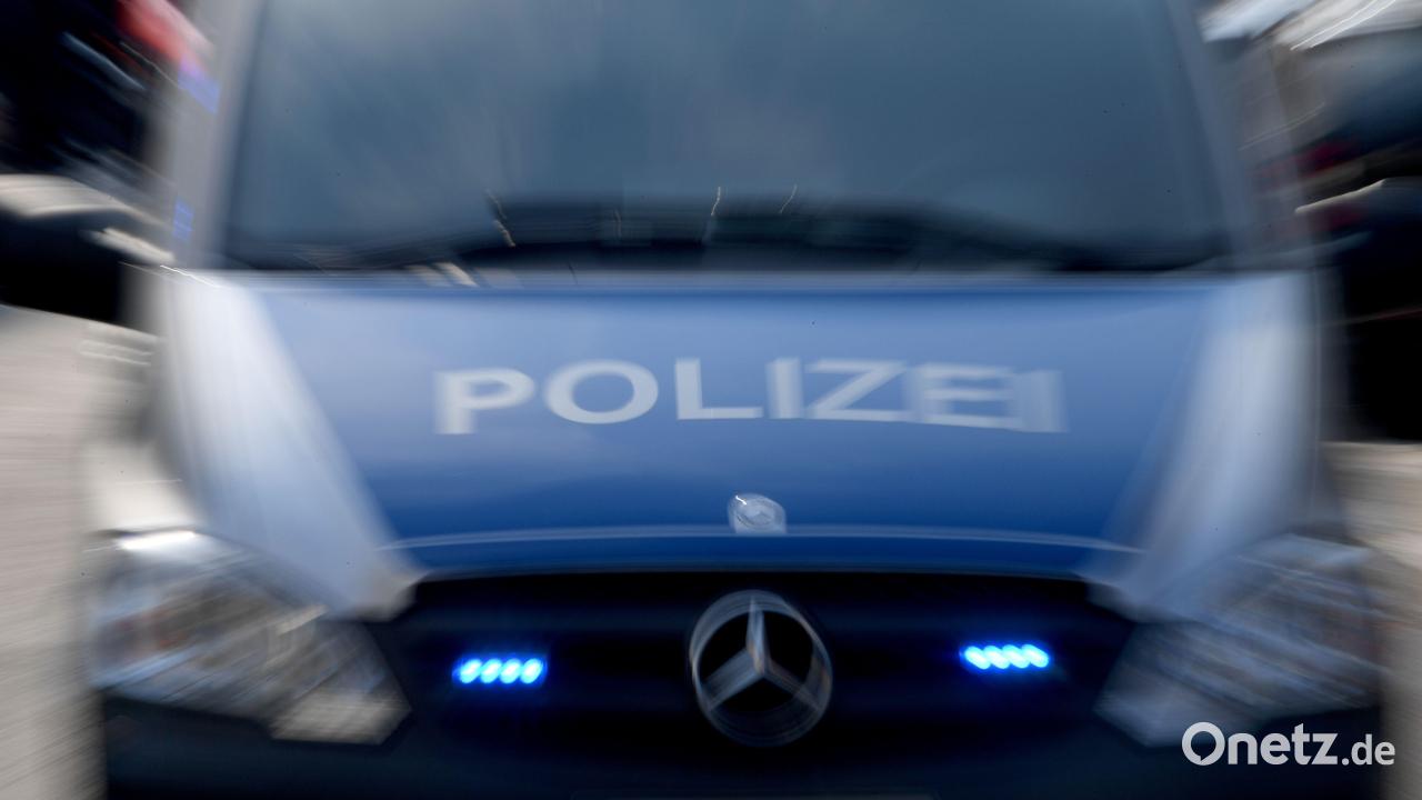 Werbebanner-am-Marktplatz-Tirschenreuth-gestohlen-Zeugen-gesucht