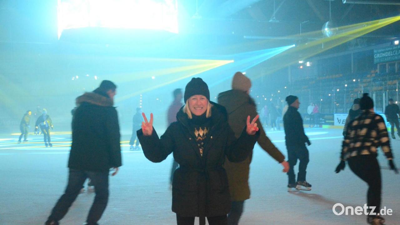 -30-Party-im-Weidener-Eisstadion-kommt-an