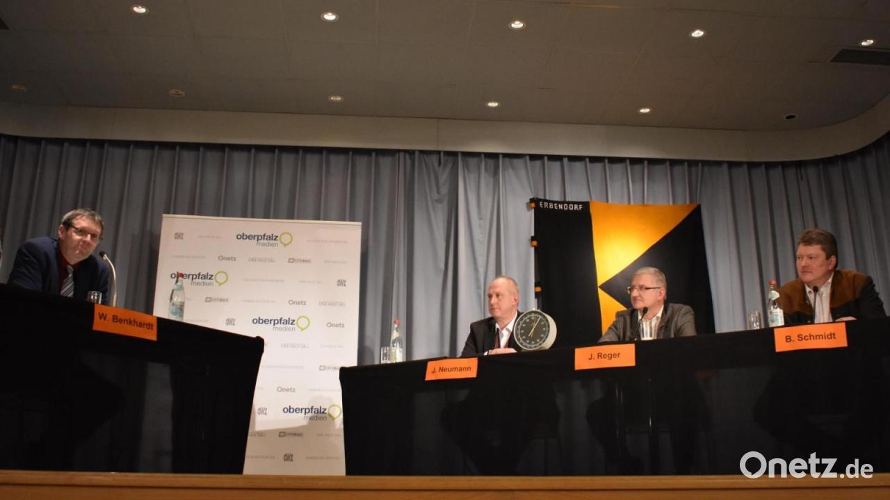 Podiumsdiskussion-mit-den-Erbendorfer-B-rgermeisterkandidaten