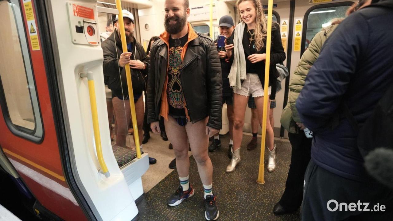 Als-w-re-es-ein-Versehen-Londoner-ohne-Hose-in-der-U-Bahn