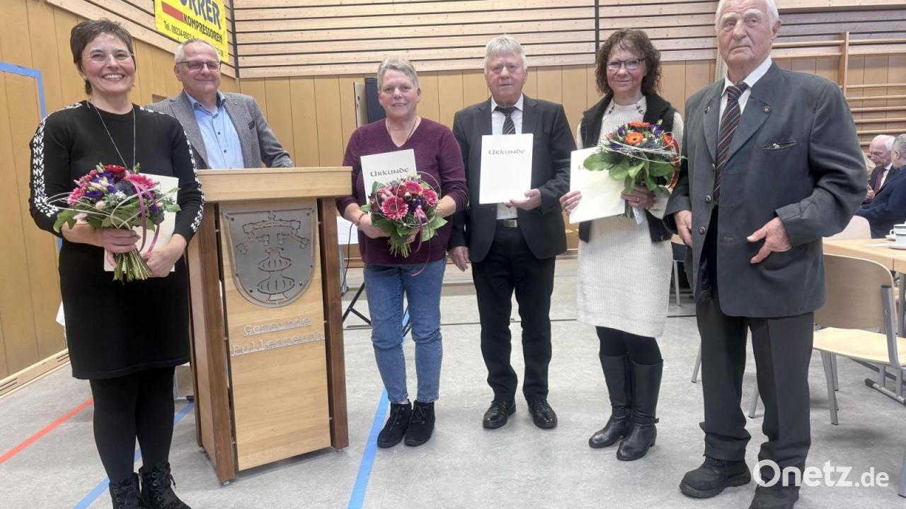 Gemeinde-Pullenreuth-zeichnet-B-rger-beim-Neujahrsempfang-aus