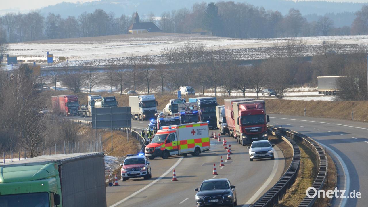 Sperre-nach-Unfall-auf-A6-bei-Vohenstrau-wieder-aufgehoben