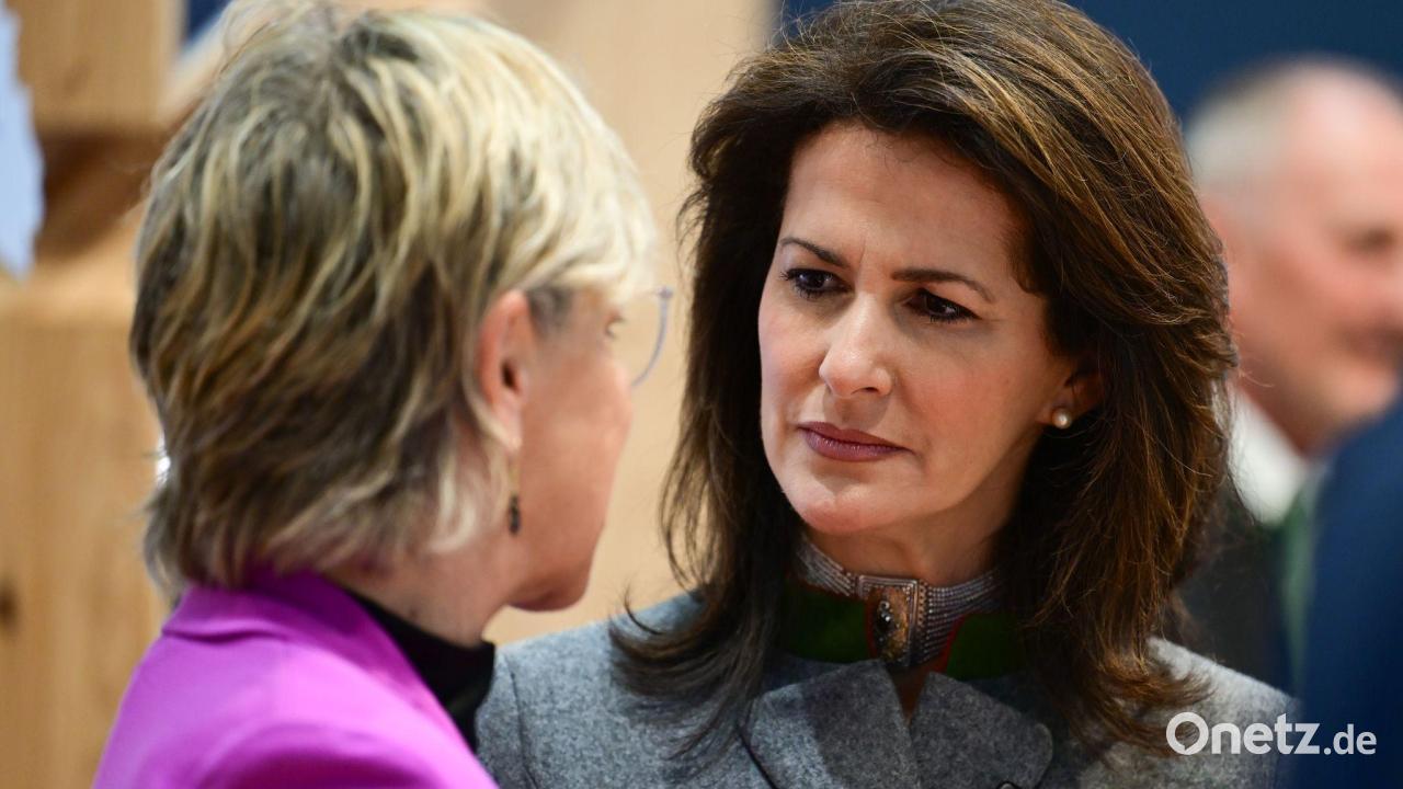 Ministerin Kaniber: Müssen Landwirte „entfesseln“