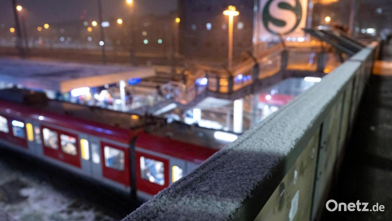 Schlägerei im Gleisbett - Mehrere Verletzte und Festnahmen