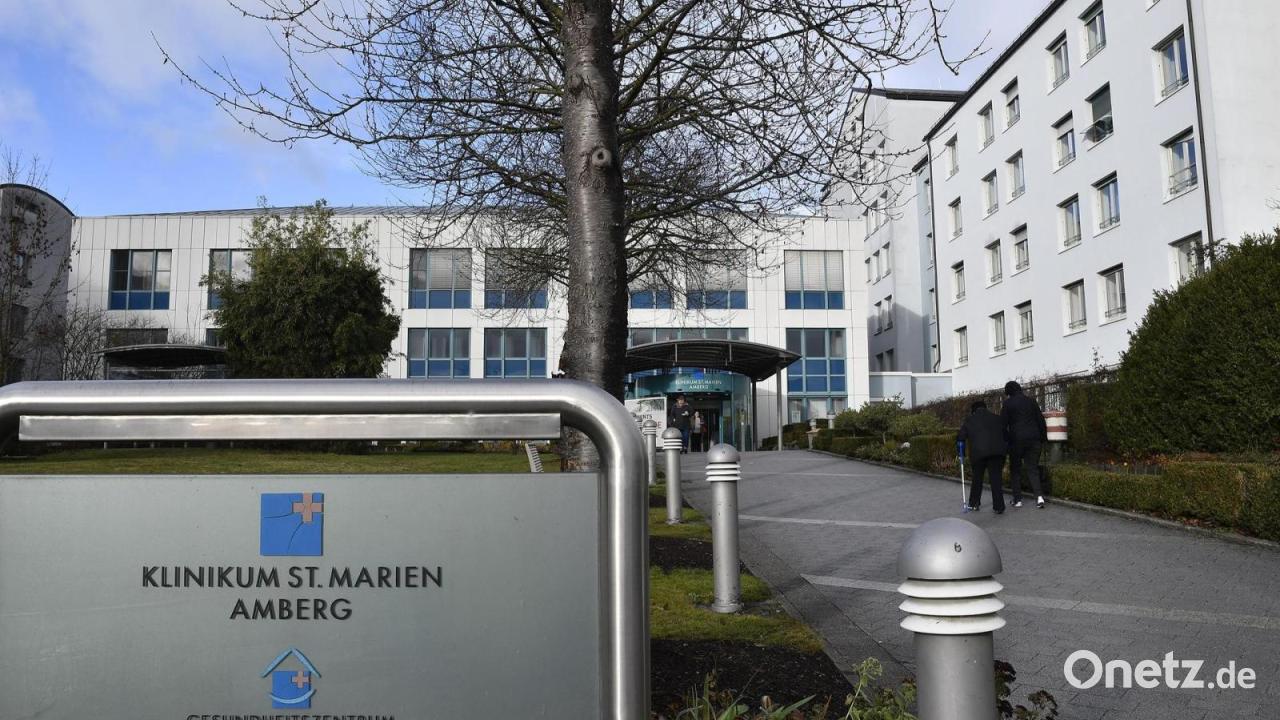 Verkehrssperrung-um-Klinikum-Amberg-am-Montag-wegen-Wasserrohrbruch