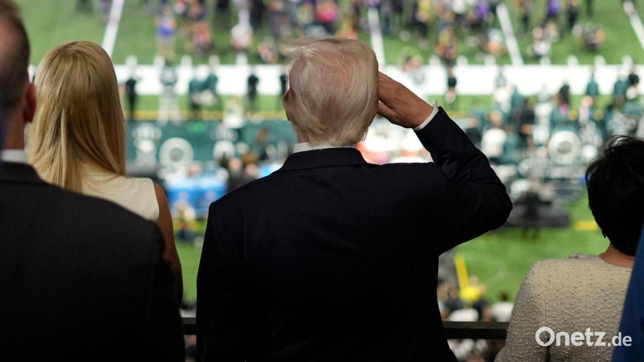 Trump-bleibt-Super-Bowl-fern-und-kritisiert-S-nger