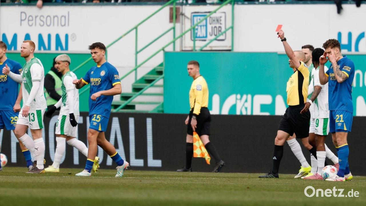 Trotz Blitz-Rot: Fürth erkämpft sich 0:0 gegen Braunschweig