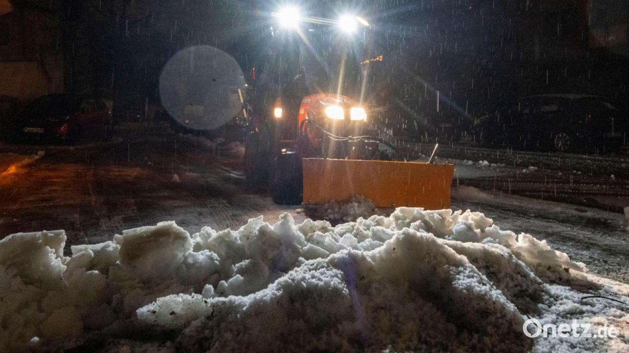 Winterwetter-in-Bayern-mit-Schnee-und-Gl-tte