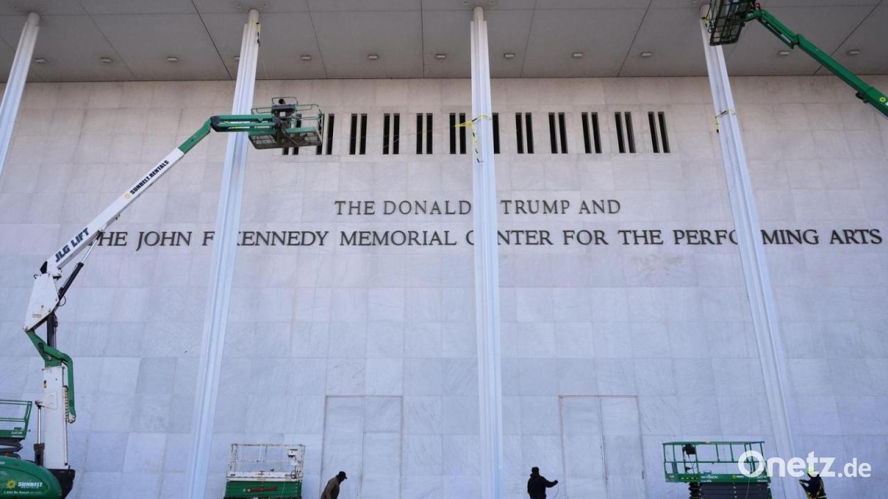 Wegen-Trump-Glass-sagt-Werk-Premiere-in-Kennedy-Center-ab