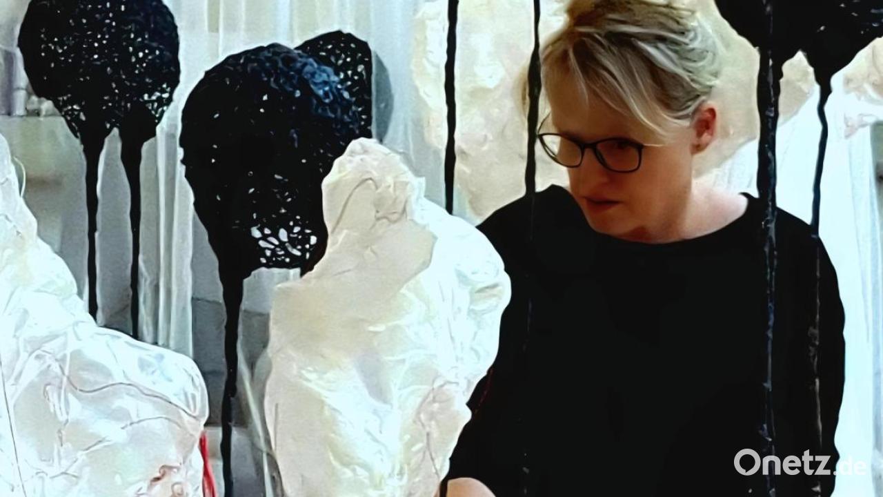 Vom-ber-hmten-Faden-bis-zur-Spinne-Hanna-Regina-Uber-und-Belle-Shafir-zeigen-Das-Ariadne-Projekt-