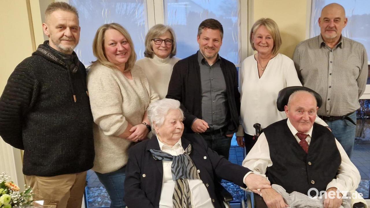 Ehepaar-Weber-aus-Schwarzenfeld-feiert-Eiserne-Hochzeit-