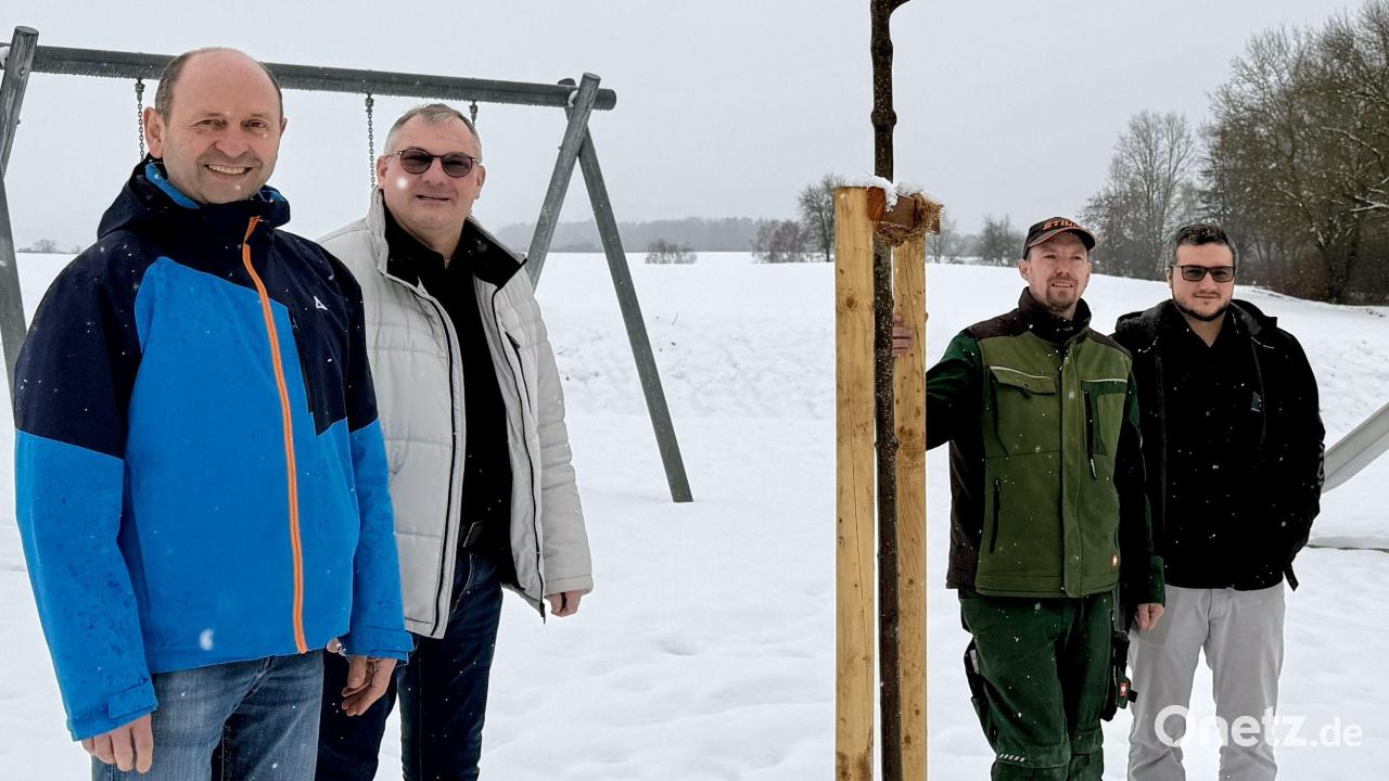 2500-Euro-f-r-Schattenb-ume-auf-den-Spielpl-tzen-der-Gemeinde-Ensdorf