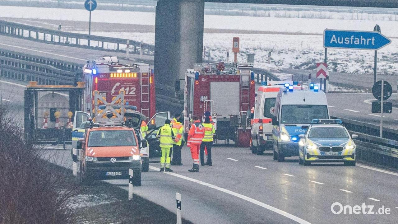 Mutmaßlicher Sprengstoff auf A3 - zwei Festnahmen