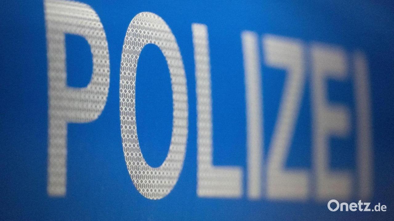 80-J-hriger-auf-Parkplatz-in-Waldershof-bestohlen