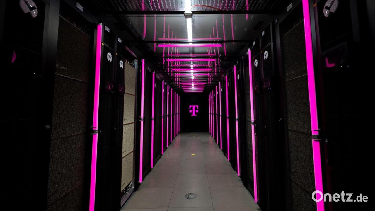 Warum die Telekom ein riesiges KI-Rechenzentrum eröffnet