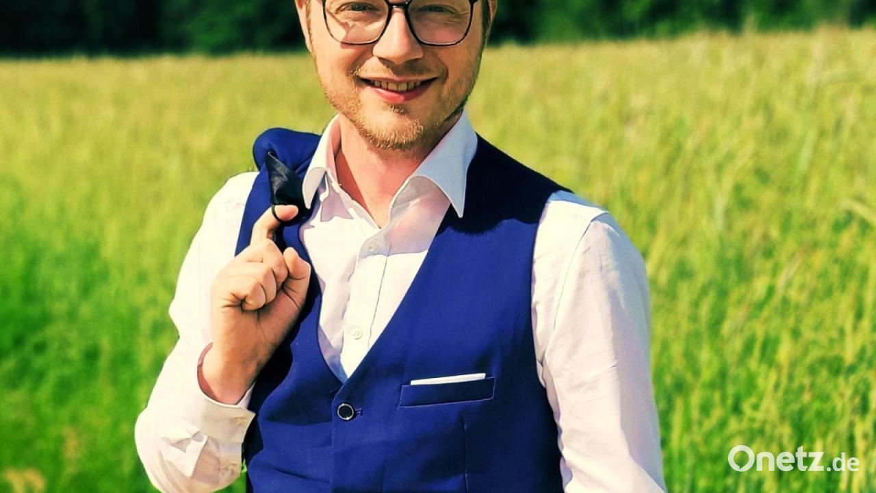 Stephan-Schl-gl-singt-Wienerlieder-in-Sulzbach-Rosenberg