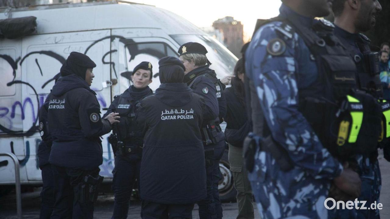 Bei-Olympia-patrouillieren-Polizisten-aus-Katar