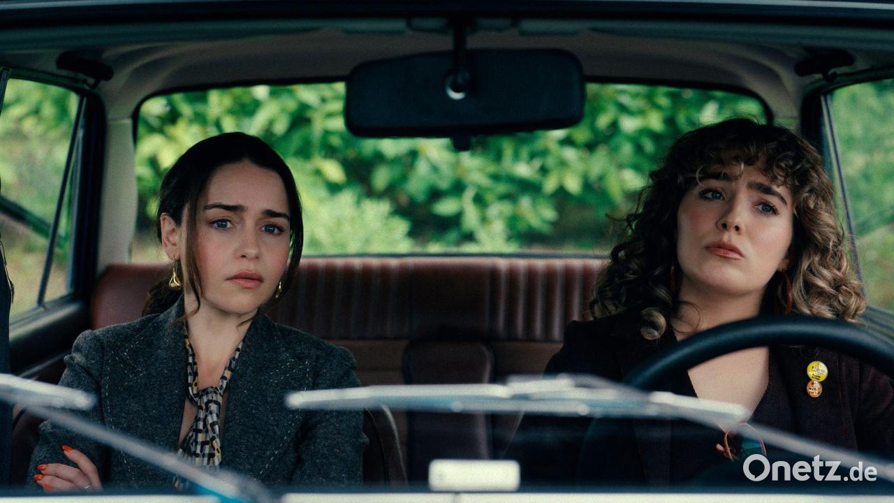 Spione-Grauzonen-Kalter-Krieg-Emilia-Clarke-in-Ponies-