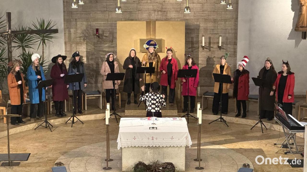 Benefizkonzert-in-Schwarzenbach-KuhlVoices-sammeln-2630-Euro-f-r-Palliativteam