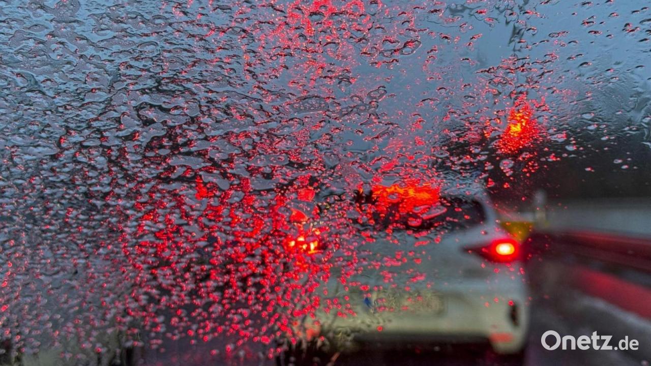 Glätte verursacht Unfälle und Staus in Bayern