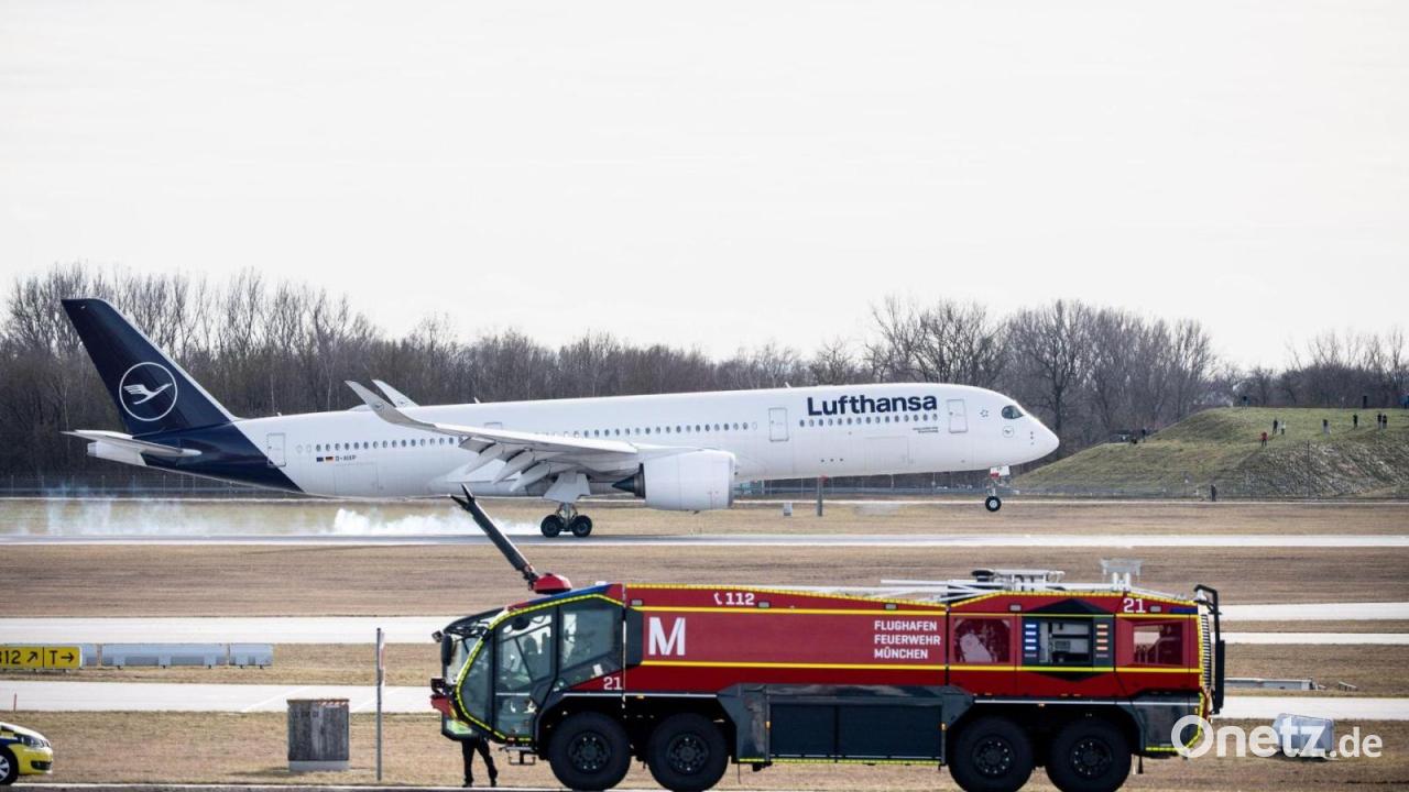 Zwangsübernachtung im Flugzeug - Kritik von Feuerwehr