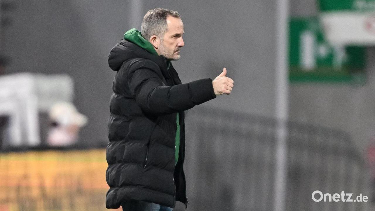 Baum genießt Augsburg-Jubiläum und spannende Trainer-Frage