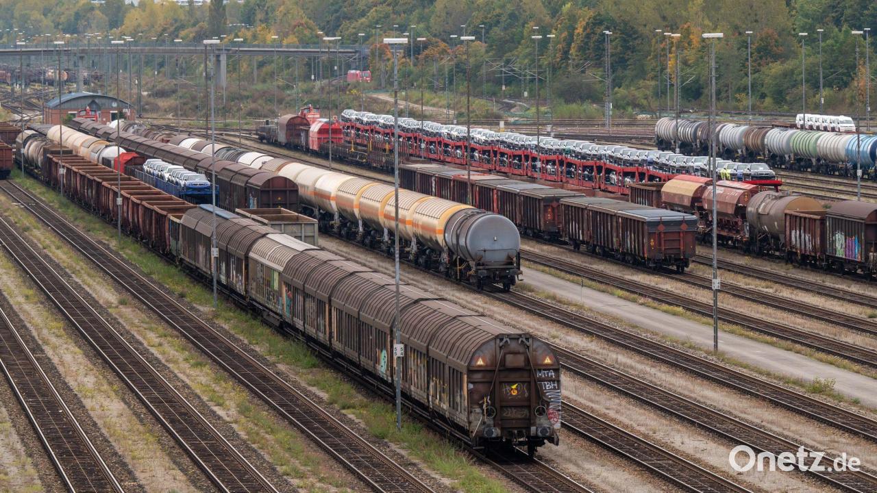 Gefährliches Gas aus Güterzug ausgetreten? Bahnhof gesperrt