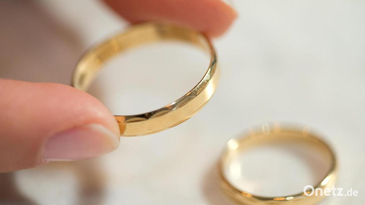 Lost wedding ring of a Berliner at police station in Oberviechtach