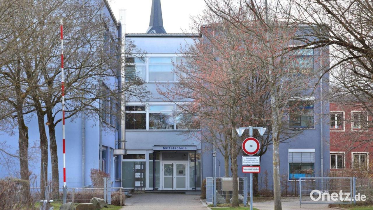 Ermittlungen gegen Schülergruppe – drei Schulen durchsucht