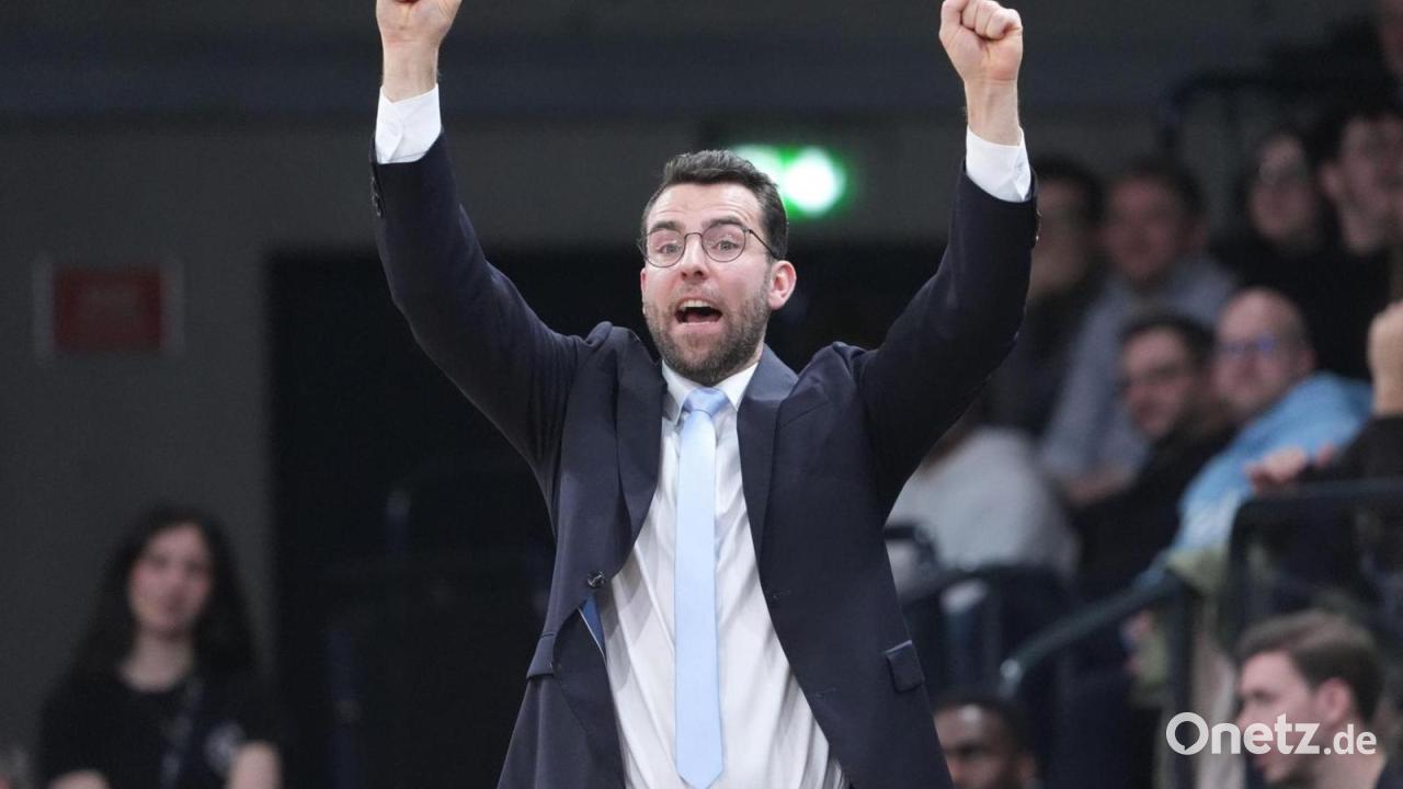 Hamburg triumphiert vor Rekordkulisse gegen München