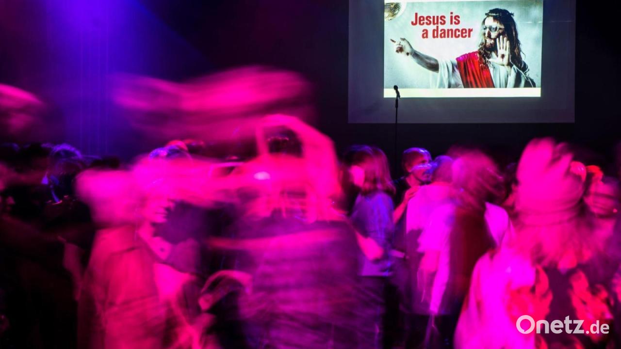 Tanzen oder nicht? - Die Debatte um die „Stillen Tage“