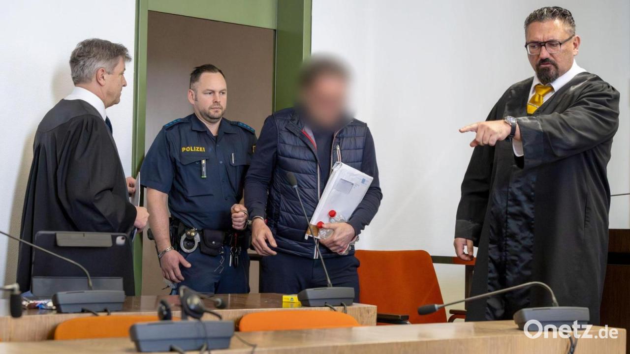 „Kaiserreichsgruppe“ - Mutmaßliche Unterstützer vor Gericht