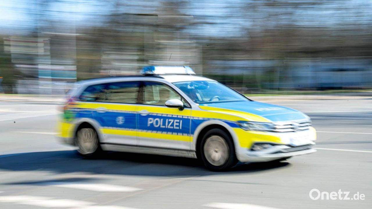 Senior rammt Polizeiauto in München – zwei Beamte verletzt