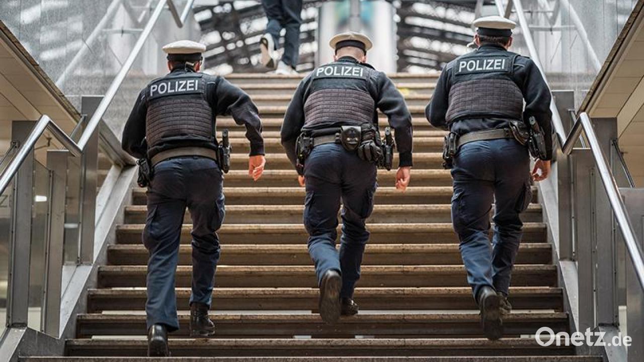 Argument at Regensburg Central Station turns into a brawl