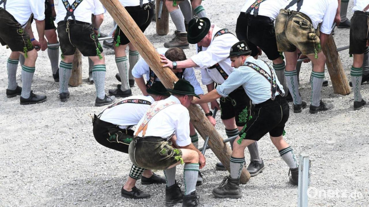„Maibaum Hunters“ - Serie über das Maibaum-Klauen in Bayern