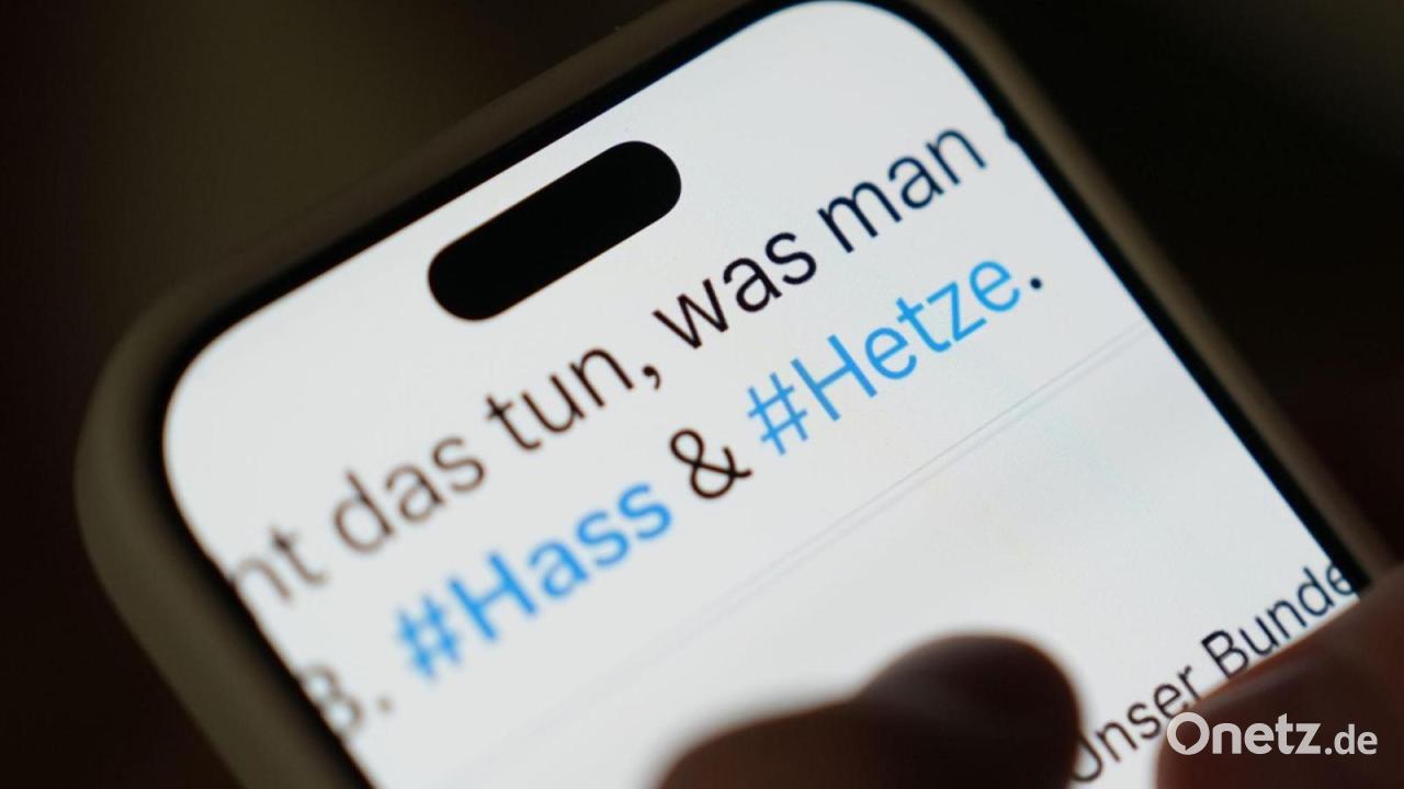 Warum Löschen von Hass und Hetze im Netz so aufwendig ist