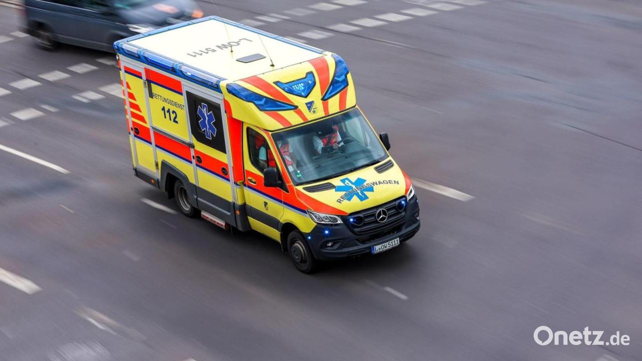 Fahrer überschlägt sich mit Luxus-SUV – 120.000 Euro Schaden
