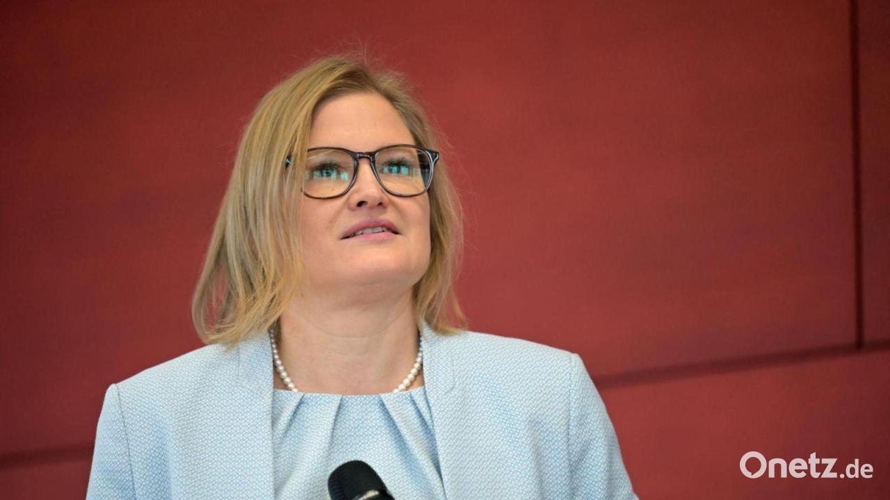Ebner-Steiner und Singer führen AfD-Fraktion gemeinsam