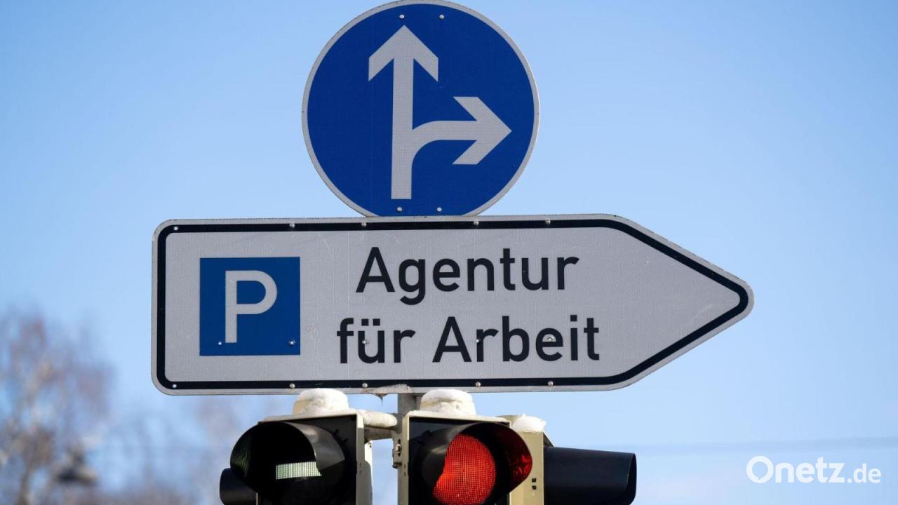 Die Arbeitslosigkeit geht leicht zurück