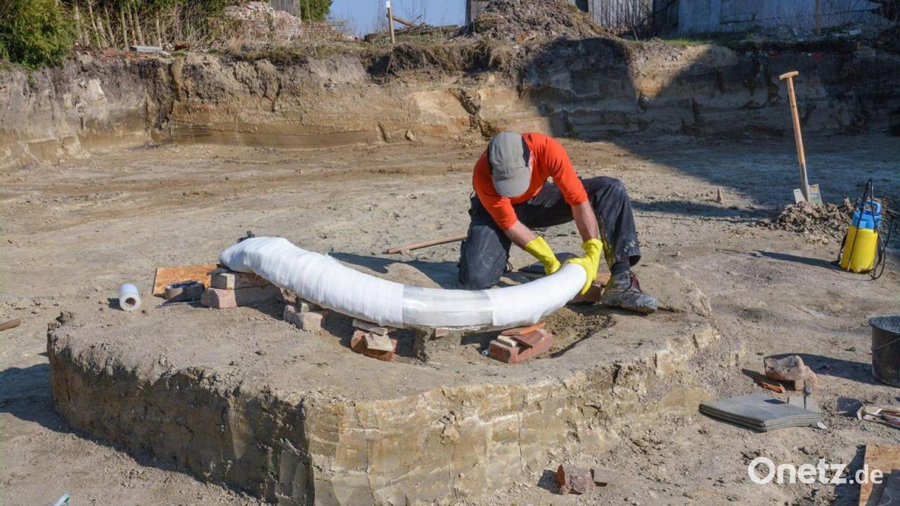 Schnittspur am Knochen: Steinzeitmenschen verzehrten Mammut