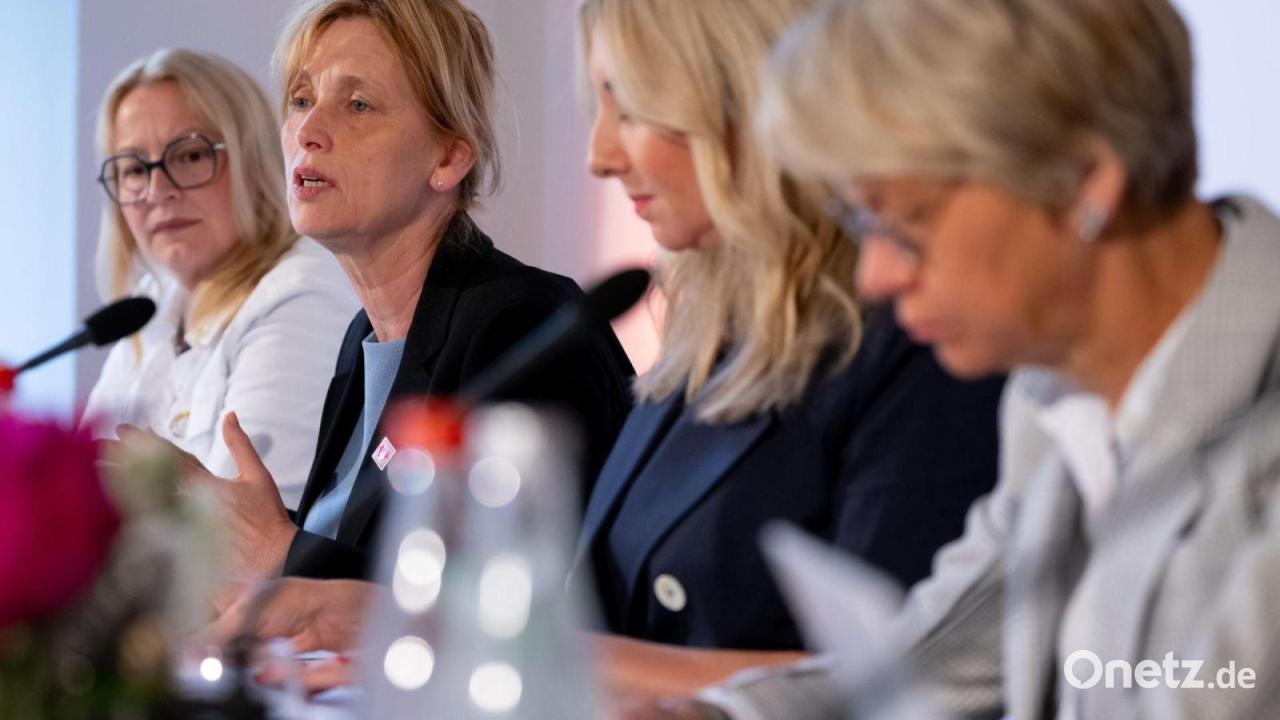 Bildungsminister wollen kritischen Umgang mit Social Media