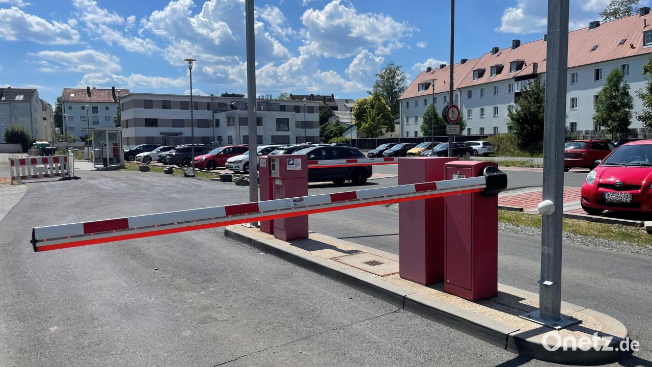 Schrankenloses-Parken-am-Klinikum-Weiden-ab-3-Juli
