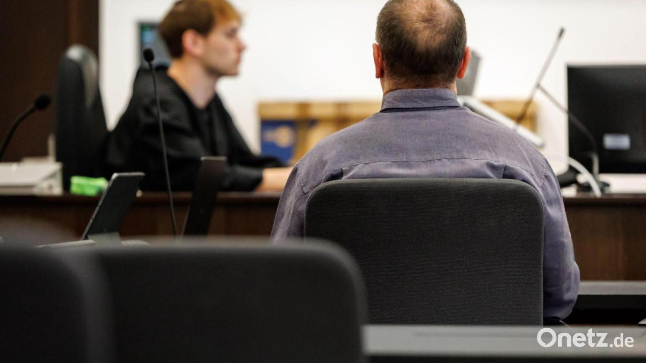 Angeklagter gesteht Missbrauch eines Mädchens übers Internet