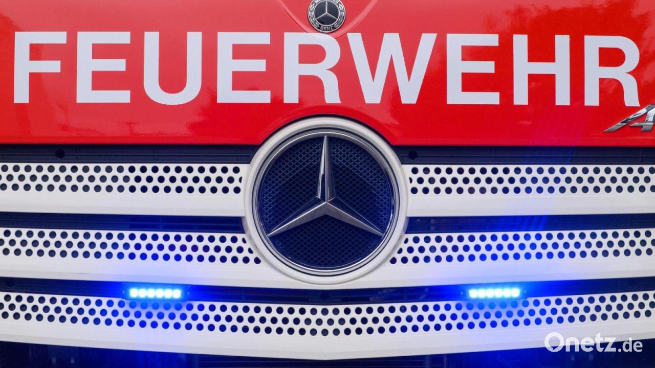E-Fahrzeug und Wohnhaus stehen im Landkreis Forchheim in Flammen
