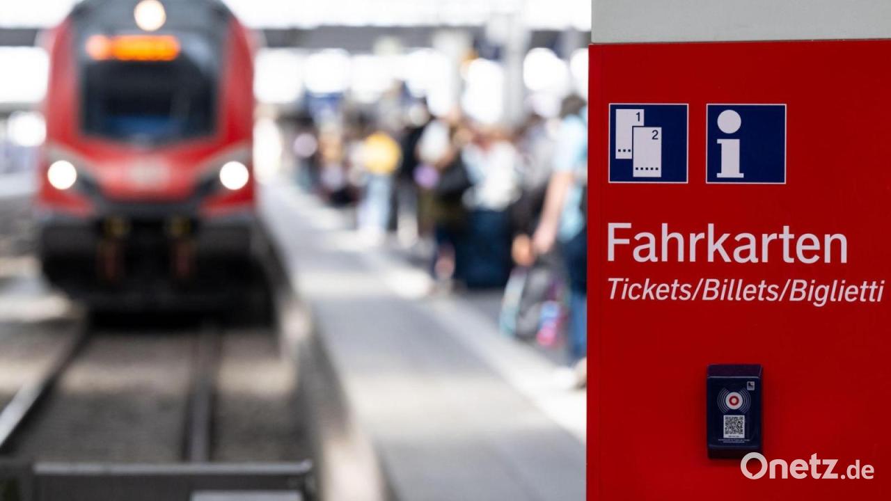 Rauch im Maschinenraum - Zug mit 500 Fahrgästen evakuiert