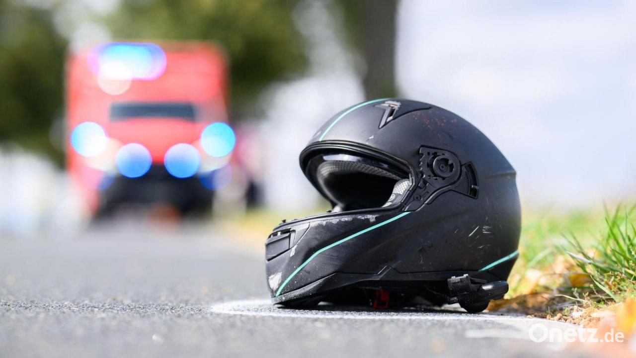 Biker nach missglücktem Überholmanöver in Lebensgefahr